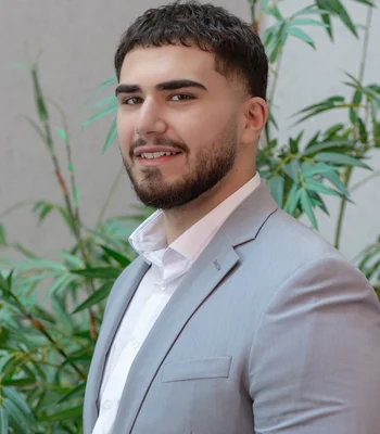 Portrait of Moe Hachem, Agent.